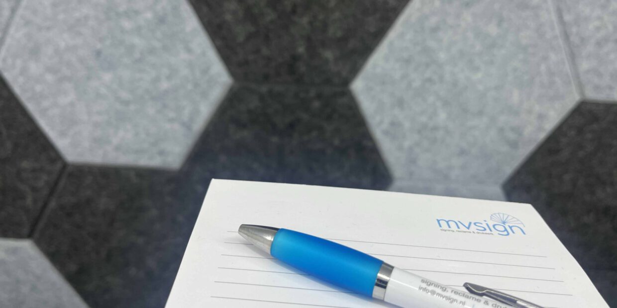 Contact opnemen met MVsign in Cuijk voor raambelettering, drukwerk of spandoeken